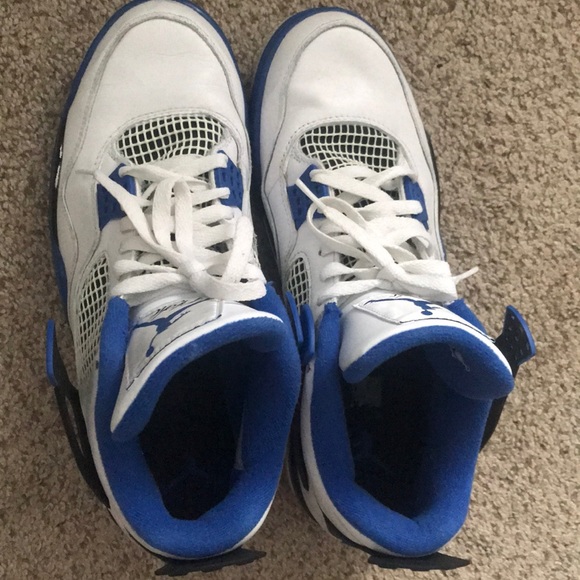 Shoes - Picture 2 of 4